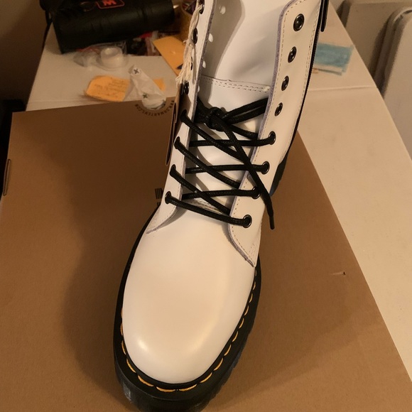 Dr. Martens Jadon white platform 8-eye boots - Picture 2 of 3